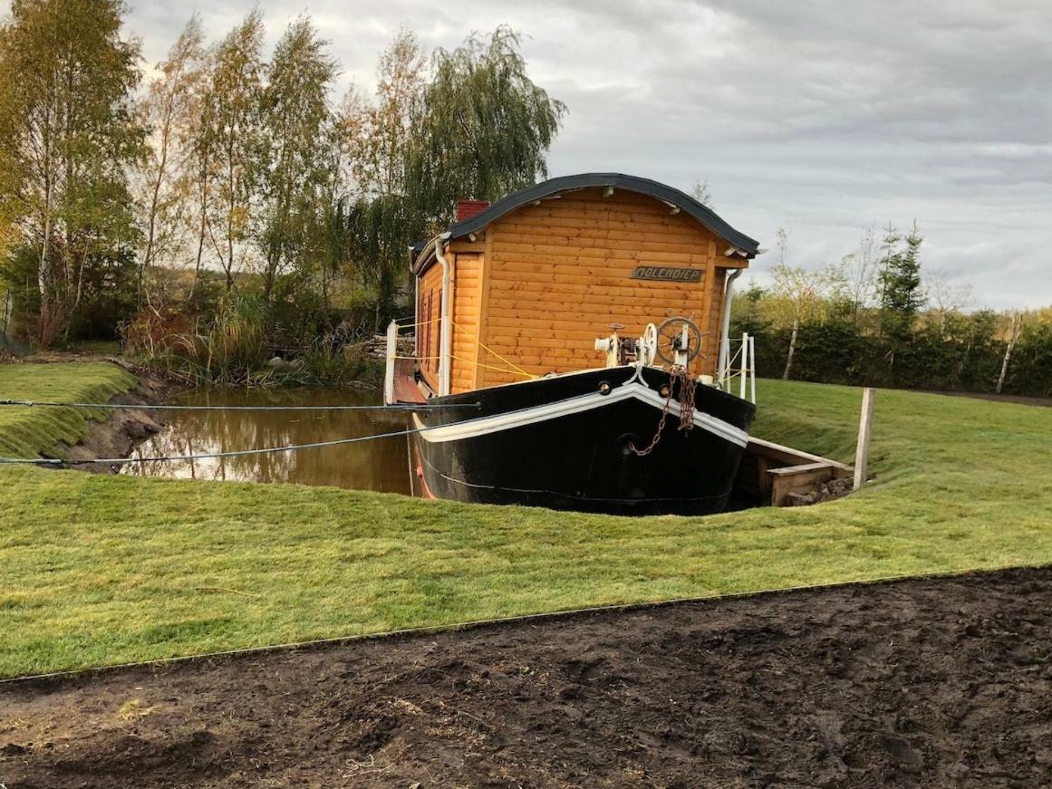 Dutch Hausboat "Molendiep" Built 1909 Mosty Exterior photo